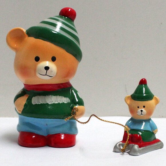 Enesco Designed Giftware Papa Bear & Baby Bear On A Sleigh With Tobbogans - Picture 1 of 7